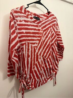 NY Collection Red and White Striped V-Neck Drawstring Pullover. Size Small